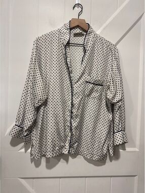 Sleepy Jones Women's Medium Button-Up Pajama Top with Navy Piping